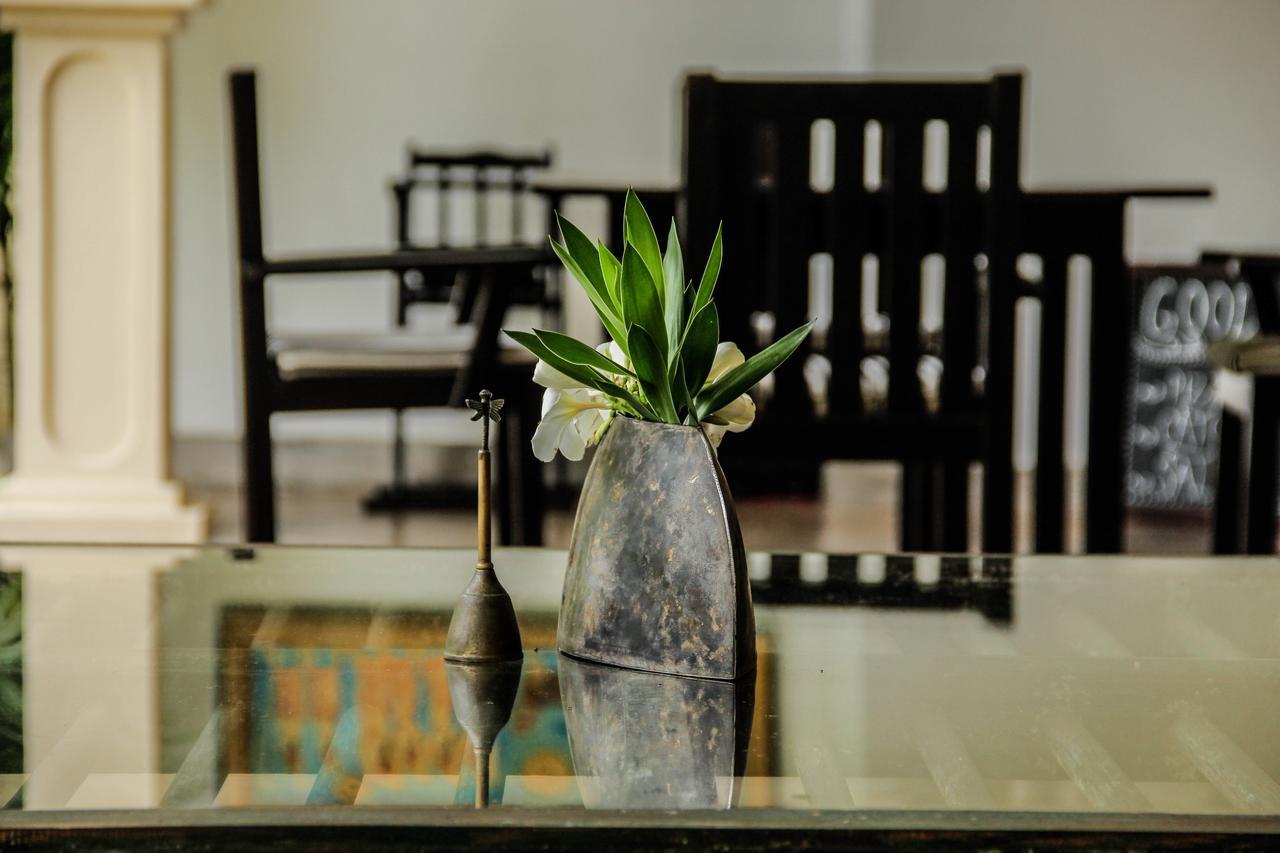 Good Karma Villa Bentota Bagian luar foto